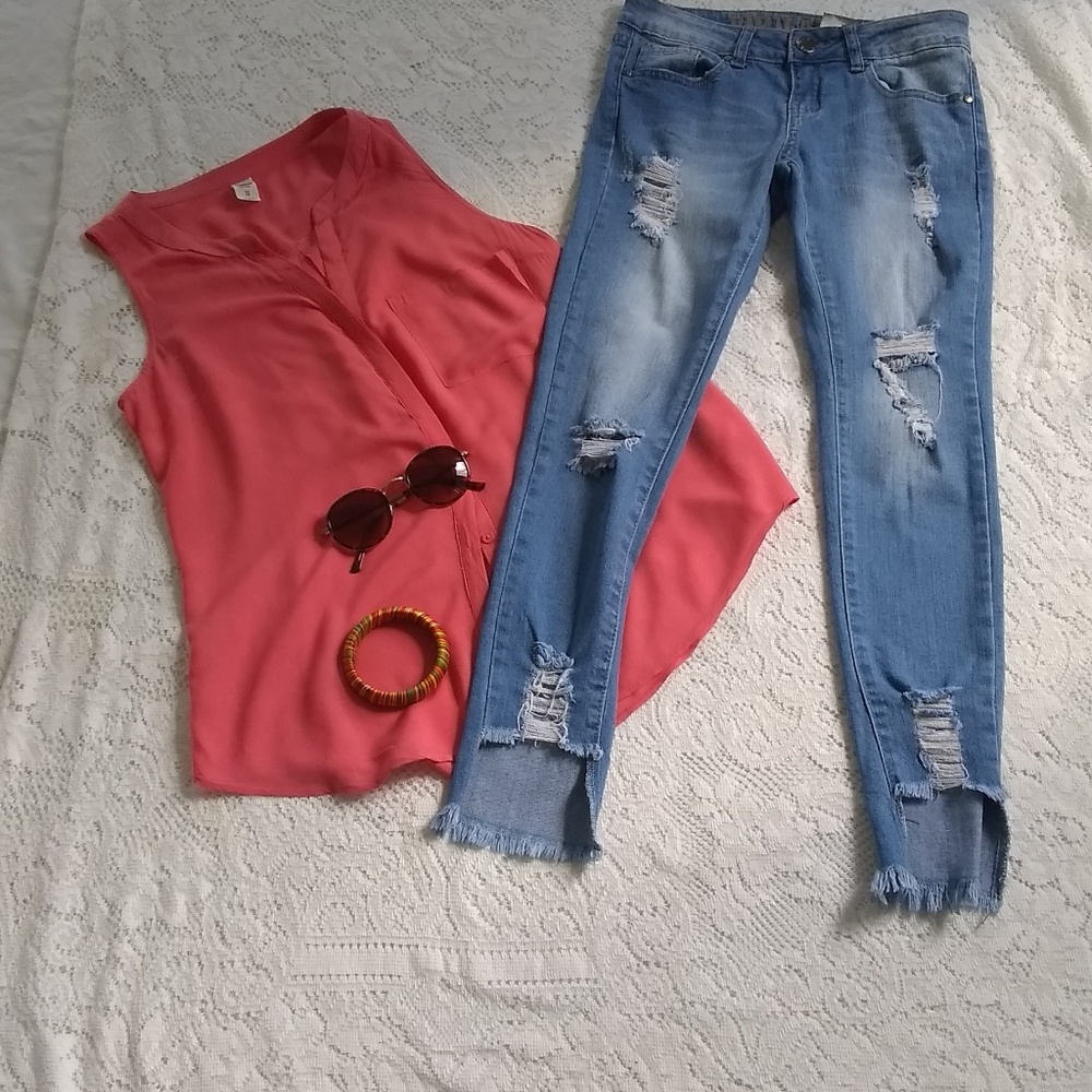 🌻Skinny Tattered Jeans🌻